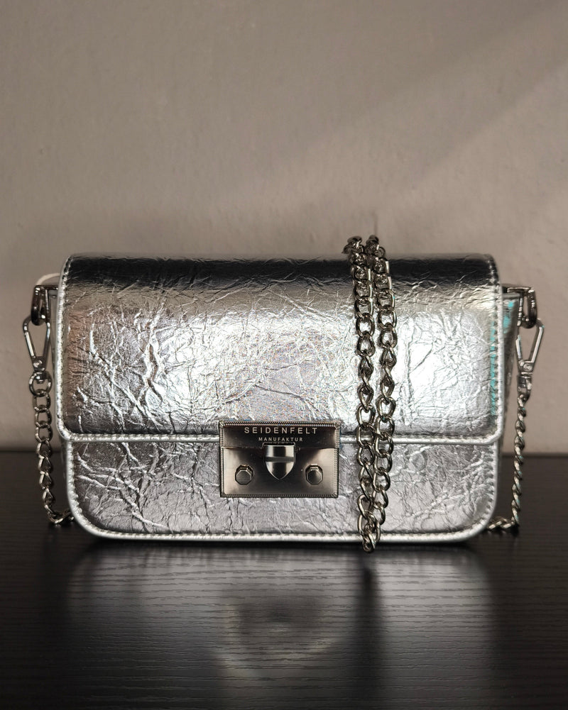 Crossbag Sandy Boxy in Crinkle Silver