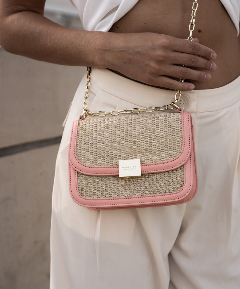 Crossbag Tanhua in Smooth Coral/Gold